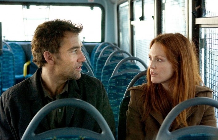 Clive Owen e Julianne Moore em cena do filme "Filhos da Esperança" (Children of Men, no original em inglês), direção de Alfonso Cuarón, 2006<br />Foto divulgação 