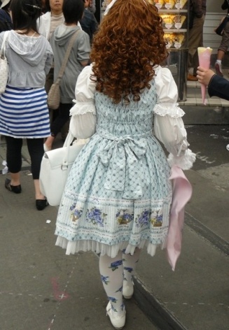 Tribos urbanas na estação de Harajuku<br />Foto Flávio Coddou 