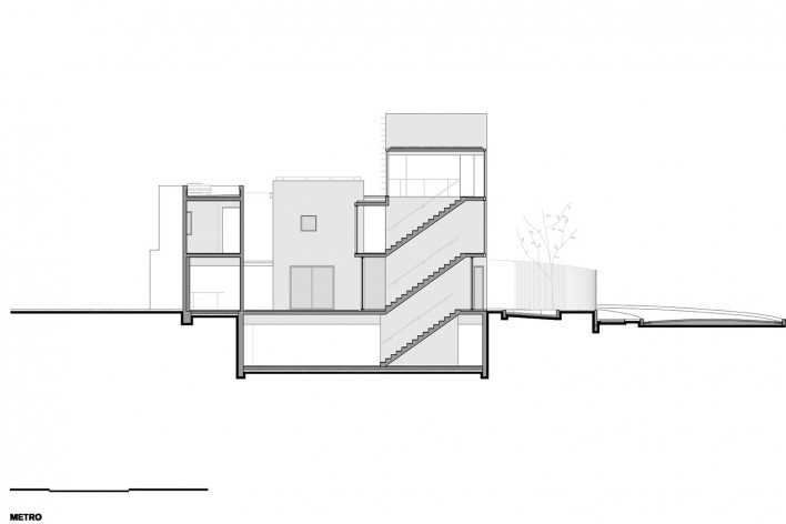 Residência Bento Noronha, corte, São Paulo, Metro Arquitetos Associados<br />Imagem divulgação 