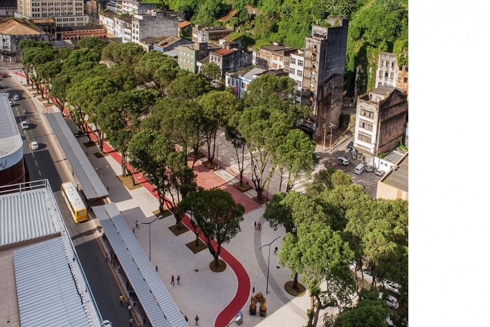Requalificação urbanística da praça Marechal Deodoro, Salvador BA Brasil, 2020. Arquiteto Adriano Mascarenhas (autor) / Sotero Arquitetos<br />Foto Tarso Figueira, 2020 