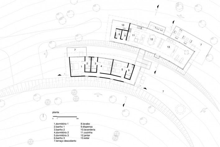 Casa em Gonçalves, planta, Gonçalves MG Brasil, 2012-2013. Arquiteto André Vainer / André Vainer Arquitetos<br />Imagem divulgação  [Acervo André Vainer Arquitetos]