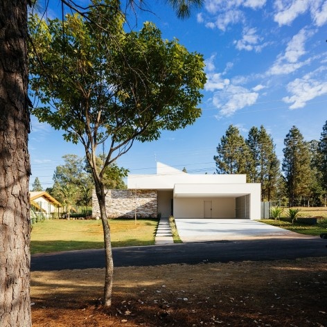 Residência FJR, Marília SP Brasil, 2018. Arquitetos Alfredo Ramos e Silvia Siscar/ Trí Arquitetura<br />Foto Pedro Kok 