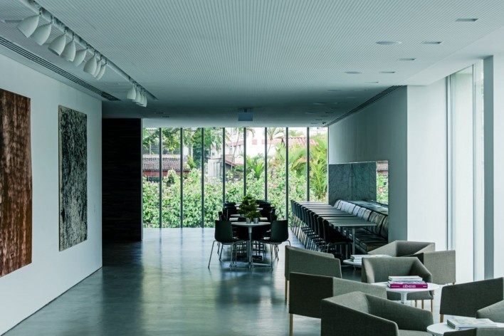 Instituto Ling, Porto Alegre RS Brasil, 2014. Architect Isay Weinfeld (author)<br />Foto / photo Leonardo Finotti 