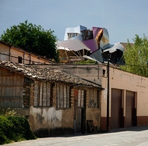 Hotel Marqués de Riscal, Laguardia, Espanha, arquiteto Frank Gehry<br />Foto Nelson Kon 