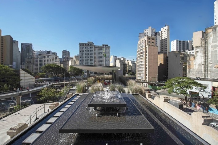 RedBull Station, São Paulo. Escritório Triptyque<br />Foto Pedro Kok 