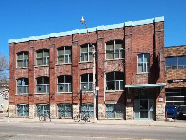 Toronto, Caminhada Guiada “Revitalization or displacement? A critical look at the idea of mixed neighbourhoods”<br />Foto Denise Fernandes Geribello 
