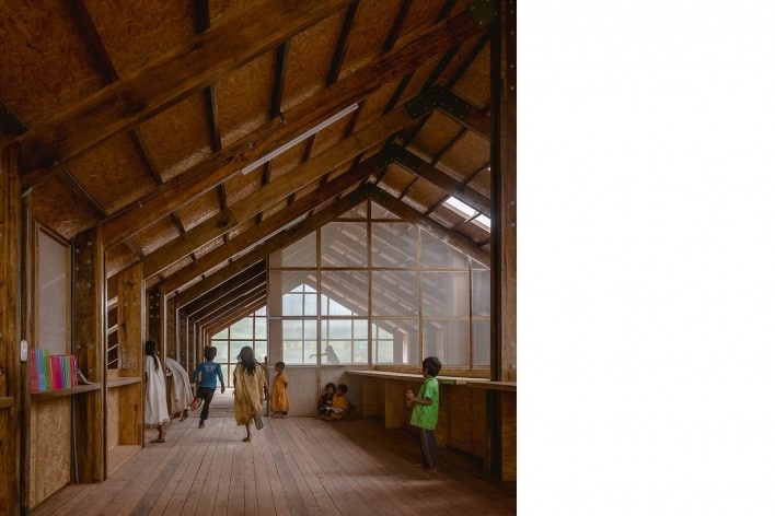 Escuela inicial y primaria Unión Alto Sanibeni, Comunidad Nativa Unión Alto Sanibeni, Pangoa, Junin, Perú, 2019. Arquitectos Marta Maccaglia, Raúl Arancibia, Giulia Perri y Susanna Olivieri / Asociación Semillas para el Desarrollo Sostenible<br />Foto Eleazar Cuadros 