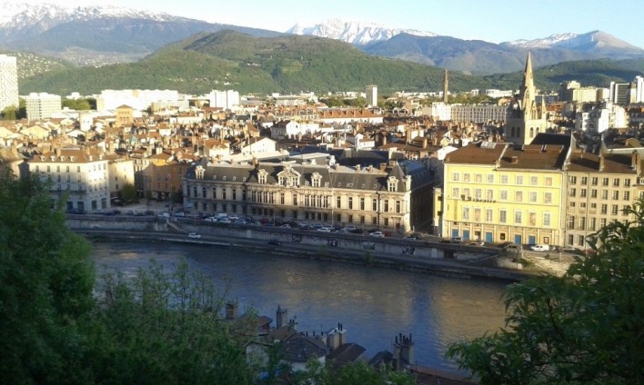 Grenoble vista na descida da Bastilha, primeira foto tirada na cidade<br />Foto Bárbara Thomaz, março 2017 