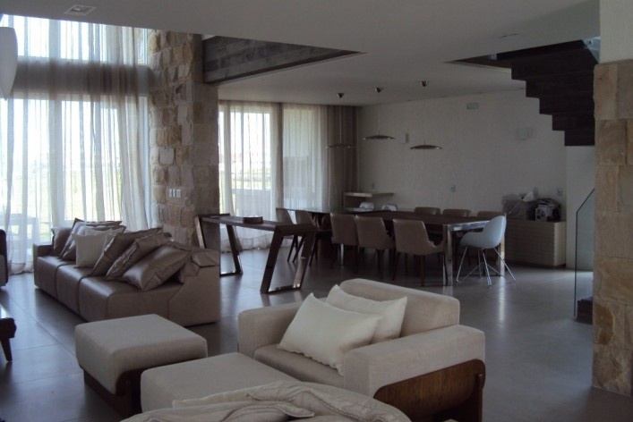 Casa no Xangri-lá, Condomínio Ventura Club. Pro A Profissionais de Arquitetura Ltda, 2011. Xangri-lá RS Brasil<br />Foto ProA 