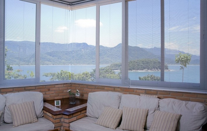 Casa na Ponta do Pulso, Ubatuba SP Brasil, arquiteto Affonso Risi<br />Foto Paulo Risi 