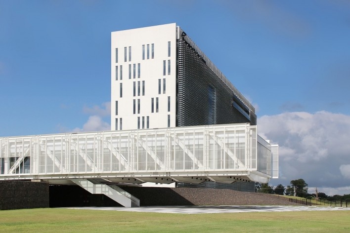 Fecomércio, Sesc e Senac do Rio Grande do Sul, Porto Alegre RS, 2020. Arquitetos Dario Corrêa Durce, Emerson Vidigal, Eron Costin, Fabio Henrique Faria e João Gabriel Rosa (autores) / Estúdio 41<br />Foto Eron Costin 
