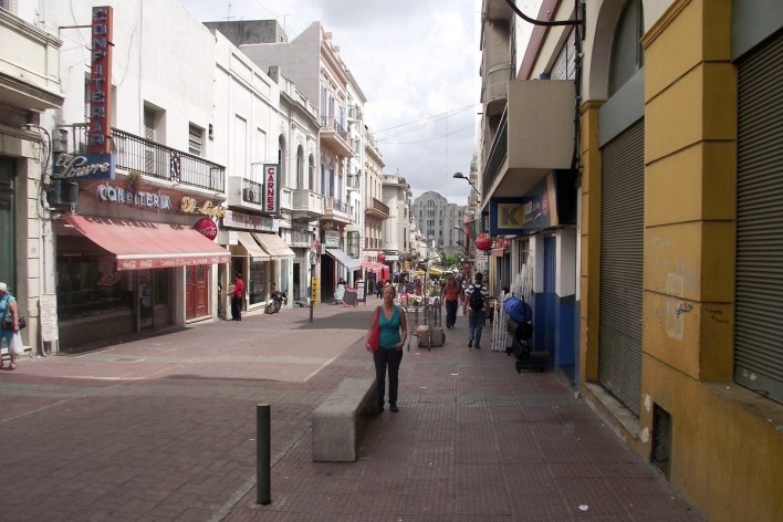 Montevidéu, Ciudad Vieja, proximidades do porto<br />Foto Atalie Rodrigues Alves 
