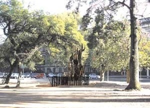 Montagem com a Escultura<br />Imagem dos autores do projeto 