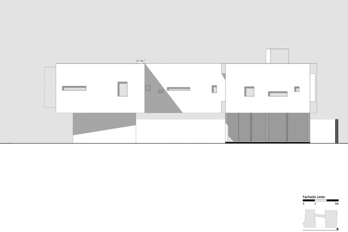Casa 2V, elevação Leste, Porto Alegre RS Brasil, 2013. Arquitetos Diego Brasil e Anderson Calvi / BR3 Arquitetos<br />Imagem divulgação  [BR3 Arquitetos]