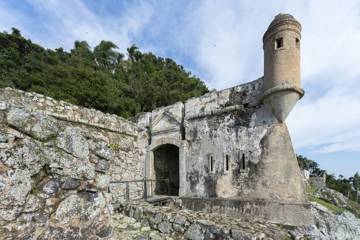 Fortaleza de Santo Antônio, Ilha de Ratón Grande, Florianópolis<br />Foto Ronaldo Azambuja 