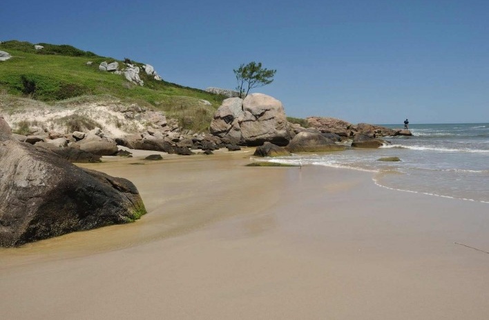 Praia da Barrinha, Garopaba SC<br />Foto José Tabacow 
