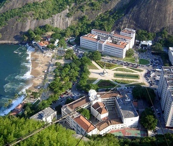 Praia Vermelha vista da trilha do Morro da Urca [Foto Eduardo Barra]