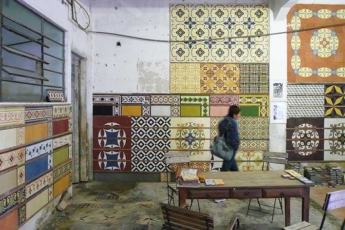 Mostruário de ladrilhos hidráulicos<br />Foto Michel Gorski 