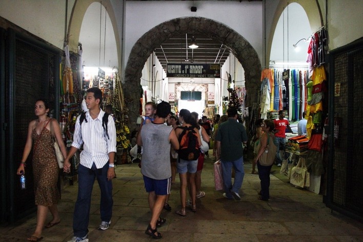 Mercado Modelo, interior, Salvador BA<br />Foto Helena Guerra  [Arquivo Paulo Ormindo de Azevedo]