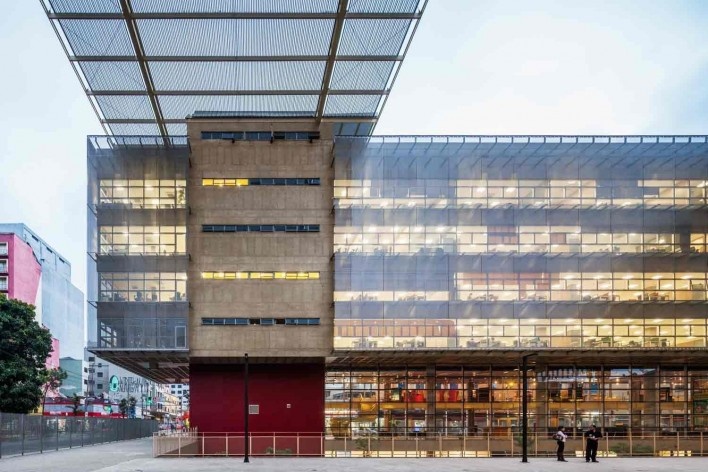 Centro Paula Souza, São Paulo, arquitetos Francisco Spadoni e Pedro Taddei<br />Foto Nelson Kon 