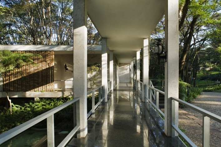 Casa Oscar Americano, Morumbi, São Paulo SP. Oswaldo Arthur Bratke, 1952<br />Foto Nelson Kon 