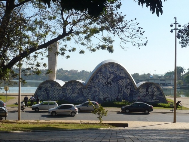 Igreja de São Francisco de Assis, Parque da Pampulha<br />Foto Artur Rozestraten 