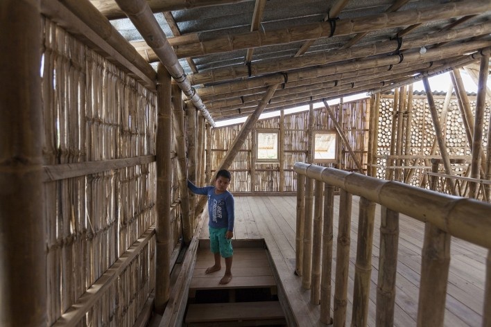 Centro Cultural Chamanga, San José de Chamanga, Esmeraldas, Ecuador, 2018. Atarraya Taller de Arquitectura, Opción Más Chamanga, Universidad de Ciencias Aplicadas de Munich, Universidad Estatal de Portland y Universidad de Tokio<br />Foto Santiago Oviedo 
