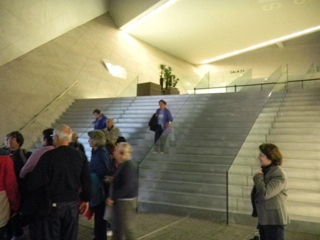 Casa da Música em Porto. Projeto de Rem Koolhaas.<br />Foto Haifa Sabbag 