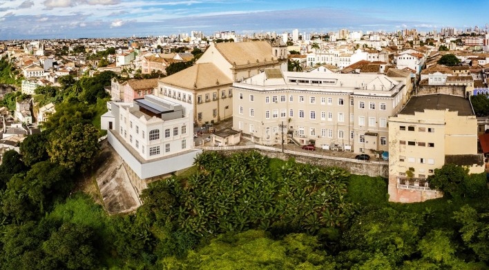Casa do Carnaval, vista aérea, Salvador. Arquitetos Alexandre Prisco e Nivaldo Andrade<br />Foto Carlos Galassi 