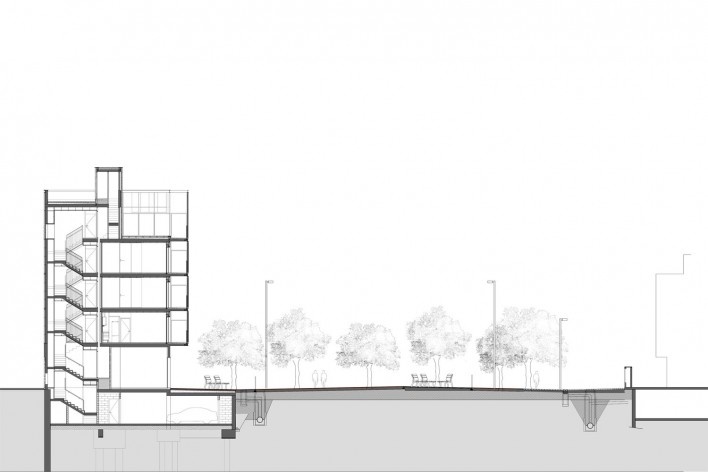 Conjunto Habitacional Fira de Barcelona – L’Hospitalet de Llobregat, corte do edifício e praça, Barcelona 2009. ONL Arquitectura<br />Imagem divulgação 