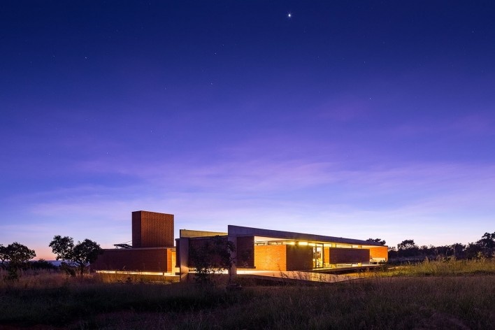 Casa Vila Rica, Brasília DF Brasil, 2017. Arquitetos Daniel Mangabeira, Henrique Coutinho e Matheus Seco / Bloco Arquitetos<br />Foto Haruo Mikami 