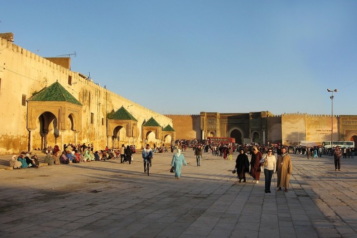 Alexandrina Mori na Praça el-Hedime, Mequinez, Marrocos, 2006<br />Foto Victor Hugo Mori 