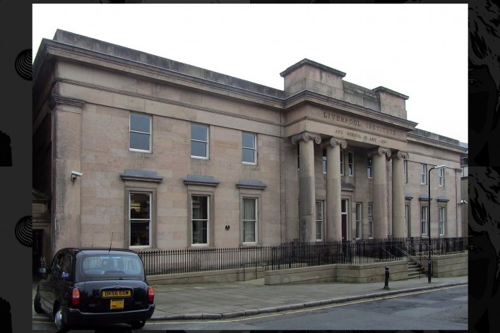 Institute School of Arts, onde estudaram John, Paul, George e Stuart Stutcliffe<br />Foto Victor Hugo Mori 