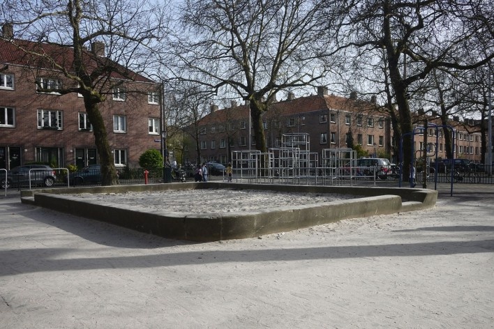 Playgrounds de Aldo van Eyck<br />Foto Marcos Rosa 