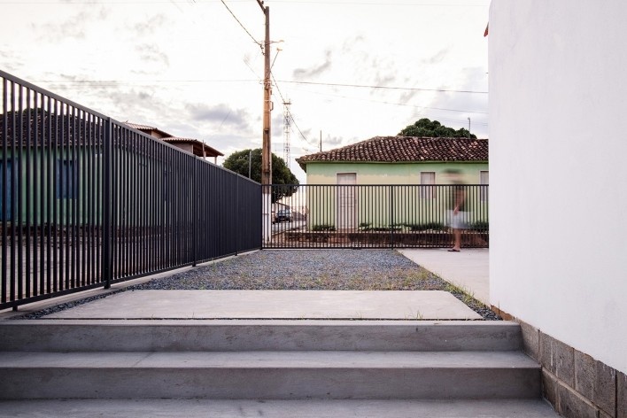 Dona Zuzinha’s House, Campo Azul MG, 2022. Architect Deryck Dantom / DL Arquitetos Associados<br />Foto/photo Urbansadness 