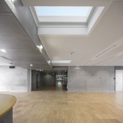 Escola Gaspar Frutuoso, Ribeira Grande, Azores, Portugal, 2016. Arquiteto Carlos Almeida Marques<br />Foto Fernando Guerra 