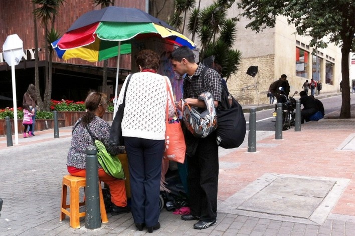 Vendedores ambulantes de Bogotá<br />Foto Abilio Guerra 