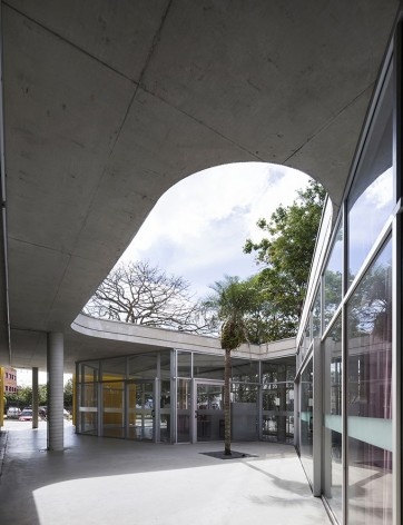 Renovação da Biblioteca Monteiro Lobato, croquis de concepção do projeto. São Bernardo do Campo SP Brasil, 2014. Arquitetos Marta Moreira e Milton Braga / MMBB Arquitetos<br />Foto Federico Cairoli 
