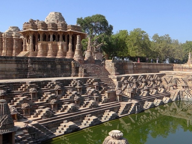Reservatório em Modhera<br />Foto Carlos M Teixeira 