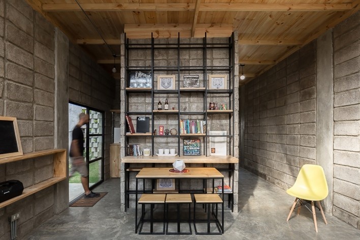 Casa Entre Bloques, Babahoyo, Ecuador, 2017. Arquitecto José Fernando Gómez M / Natura Futura Arquitectura<br />Foto Juan Alberto Andrade y Cuqui Rodriguez / Jag Studio 