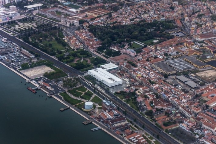 Museu Nacional dos Coches, vista aérea do conjunto, Lisboa. Arquiteto Paulo Mendes da Rocha, MMBB arquitetos e Bak Gordon arquitetos<br />Foto Fernando Guerra  [FG+SG Architectural Photography]