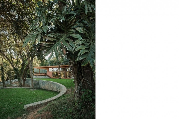 Terraços Circulares House, Cotia SP, 2020. Architect Denis Joelsons<br />Foto/photo Pedro Kok 