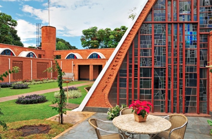 Residência dos Padres Claretianos, Batatais SP Brasil, 1984. Arquitetos Affonso Risi e José Mario Nogueira<br />Foto Wagner Abrahão Jr, 2011 
