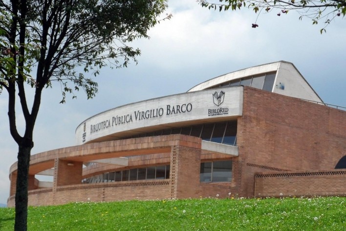 Fachada da Biblioteca Virgilio Barco<br />Foto Jéssica Rossone 