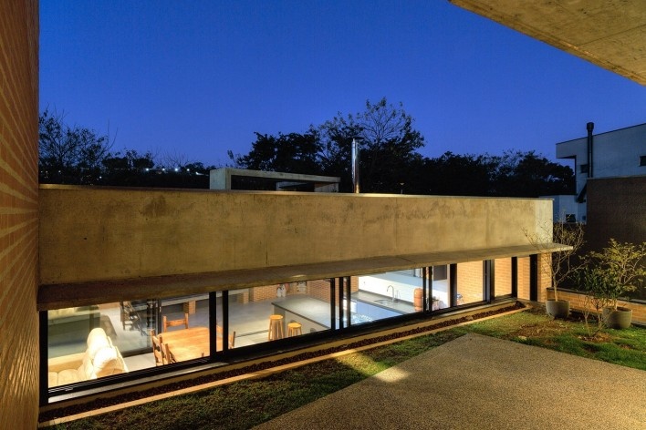 Casa APF, Bragança Paulista SP Brasil, 2021. Arquiteto Carlos Ferrata<br />Foto Pregnolato & Kusuki 