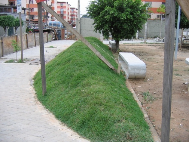 Vista do Muro-Ponte em construção<br />Imagem dos autores do projeto 