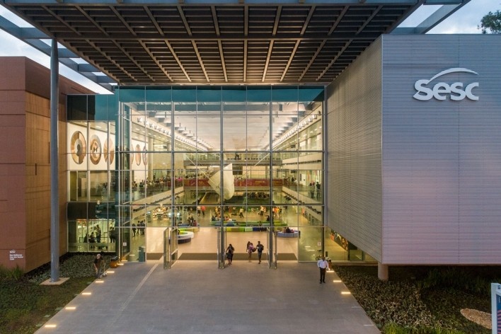 Sesc Guarulhos, Guarulhos, 2019. Arquitetos Lilian Dal Pian e Renato Dal Pian / Dal Pian Arquitetos<br />Foto Nelson Kon / Sesc SP 