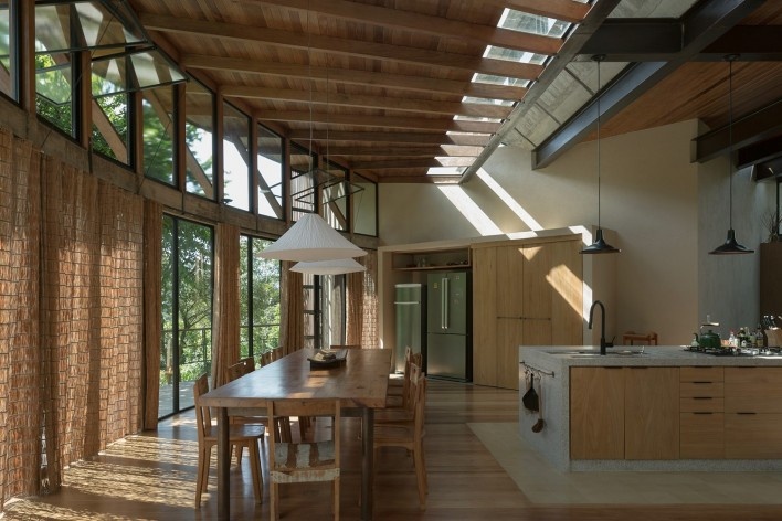 Bocaina House, São José do Barreiro SP, 2021. Architects Ana Altberg and Cesar Jordão<br />Foto/photo Federico Cairoli 