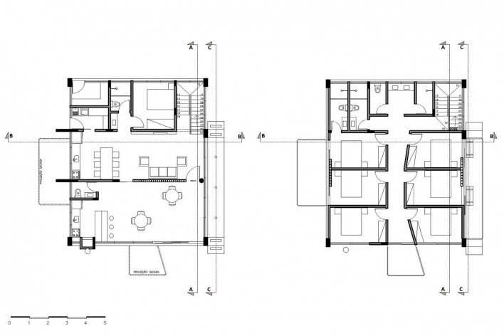 Casa D, plantas térreo e superior, Praia Alegre, Penha SC Brasil, 2014. Arquiteto Pablo José Vailatti / PJV Arquitetura<br />Imagem divulgação  [PJV Arquitetura]