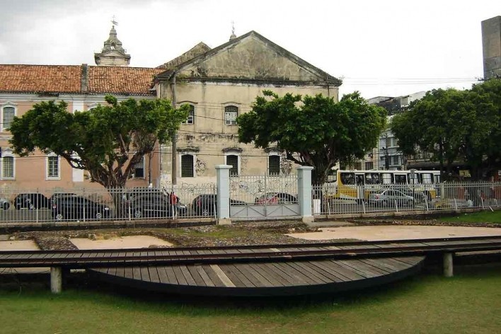 Estação das Docas, Belém, 1996-2000. Paisagismo de Rosa Kliass<br />Foto Giovani Sarquis 
